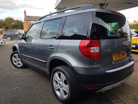 Skoda Yeti SE TDI CR 4x4 11