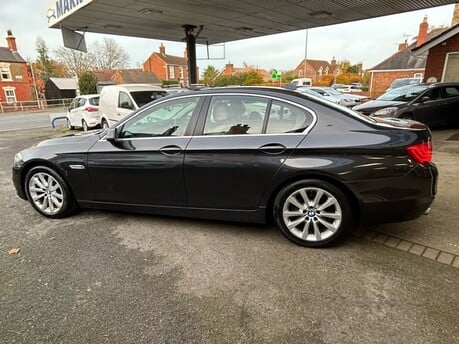 BMW 5 Series 520D SE 1