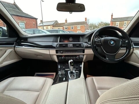 BMW 5 Series 520D SE 13