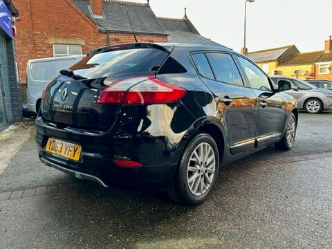 Renault Megane KNIGHT EDITION VVT 3