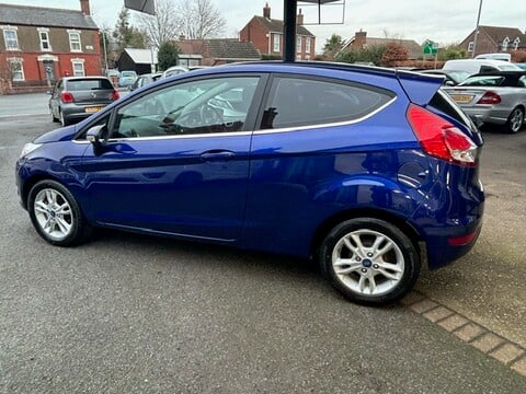 Ford Fiesta ZETEC 4