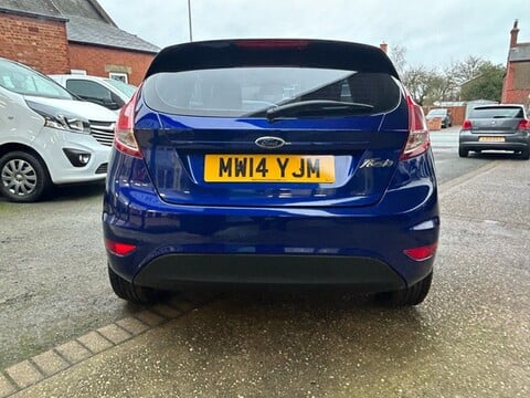 Ford Fiesta ZETEC 8