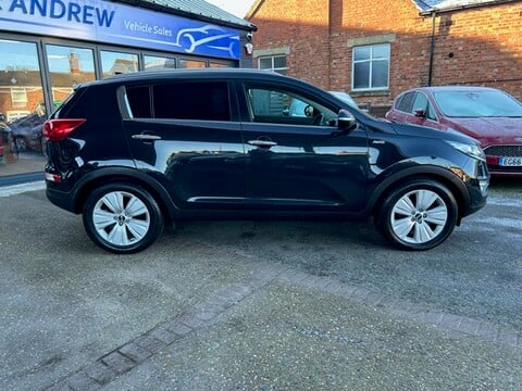 Kia Sportage CRDI KX-3 SAT NAV 4 WHEEL DRIVE 2