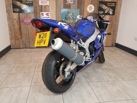 Yamaha Yzf YZF R1 2