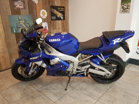 Yamaha Yzf YZF R1 4