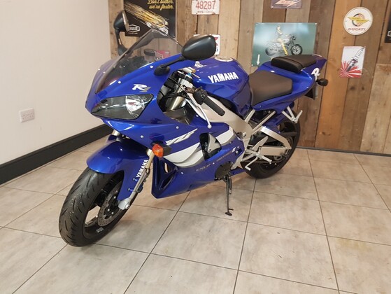 Yamaha Yzf YZF R1