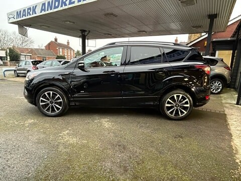 Ford Kuga ST-LINE TDCI 4