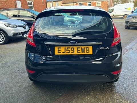 Ford Fiesta ZETEC 16V 12