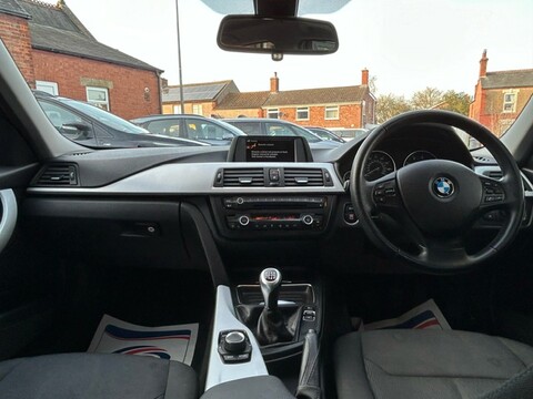 BMW 3 Series 320D EFFICIENTDYNAMICS 10