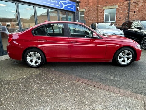 BMW 3 Series 320D EFFICIENTDYNAMICS 2