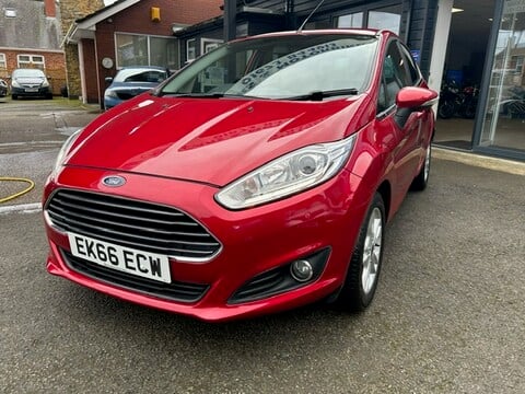 Ford Fiesta ZETEC TDCI 6