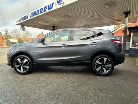 Nissan Qashqai N-TEC DIG-T 1