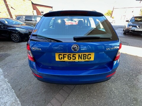 Skoda Octavia SE TDI ESTATE 4
