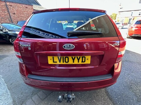 Kia Ceed 3 SW CRDI ESTATE 2