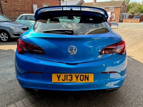 Vauxhall Astra GTC VXR 8