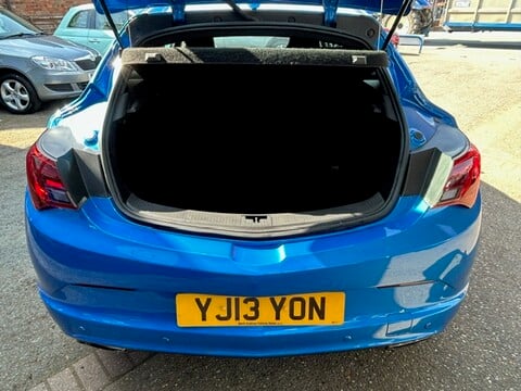 Vauxhall Astra GTC VXR 9