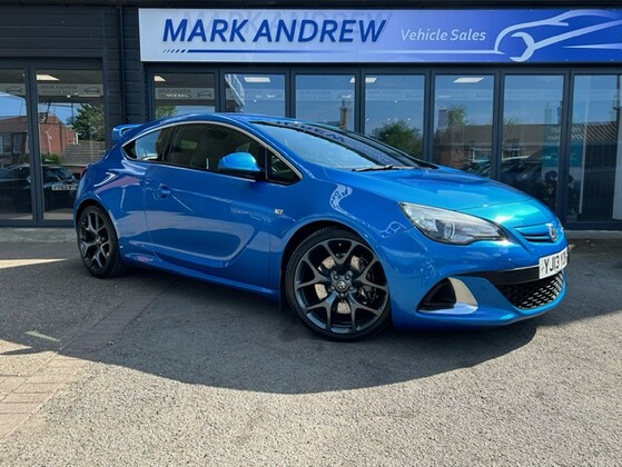 Vauxhall Astra GTC VXR