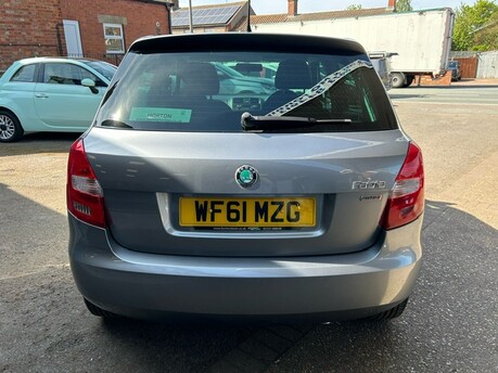 Skoda Fabia SE PLUS 3