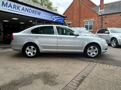 Skoda Octavia SE MPI 2