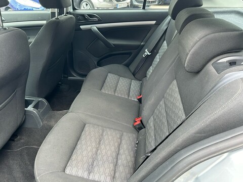Skoda Octavia SE MPI 10