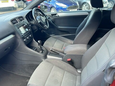 Volkswagen Golf SE TDI BLUEMOTION TECHNOLOGY CABRIOLET 17