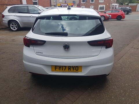 Vauxhall Astra SRI 9