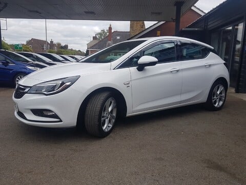 Vauxhall Astra SRI 13