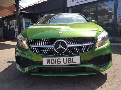 Mercedes-Benz A Class A 180 D AMG LINE 13