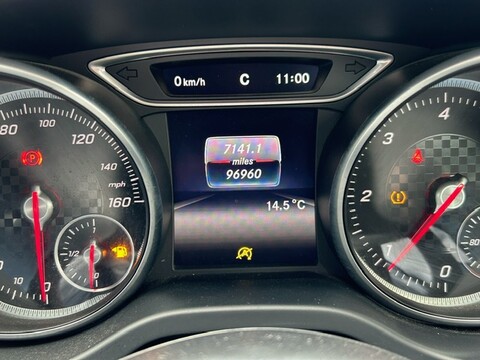 Mercedes-Benz A Class A 180 D AMG LINE 13