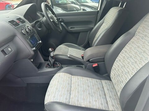 Volkswagen Caddy C20 TDI 102 10