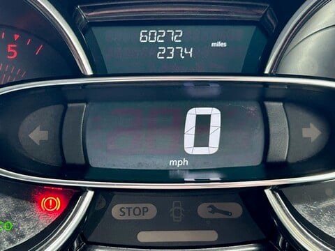 Renault Clio ICONIC DCI 12