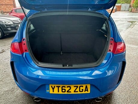 SEAT Leon SUPERCOPA FR PLUS CR TDI 4