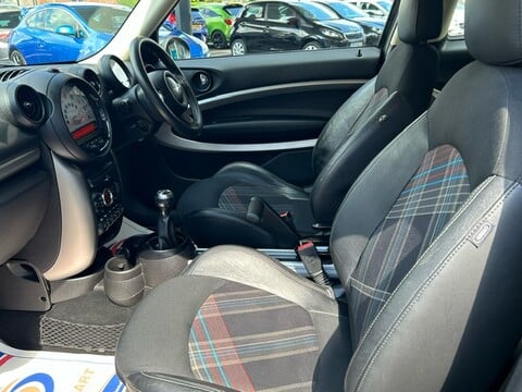 Mini Paceman COOPER D 9