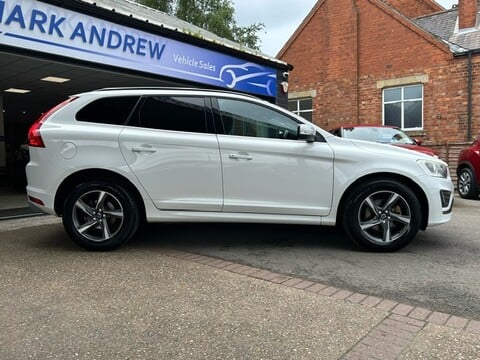 Volvo XC60 D4 R-DESIGN NAV AUTO 2