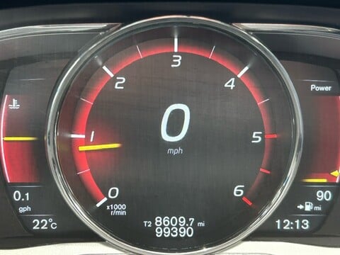 Volvo XC60 D4 R-DESIGN NAV AUTO 13