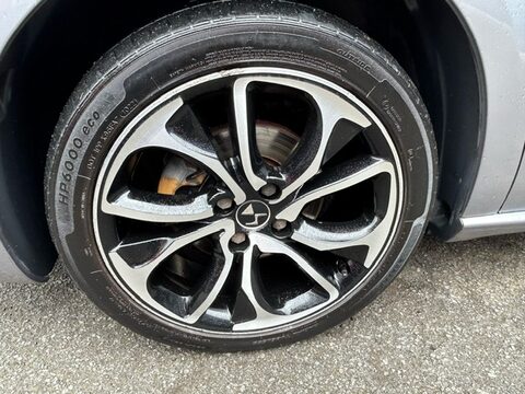 DS DS 4 BLUEHDI PRESTIGE S/S 8