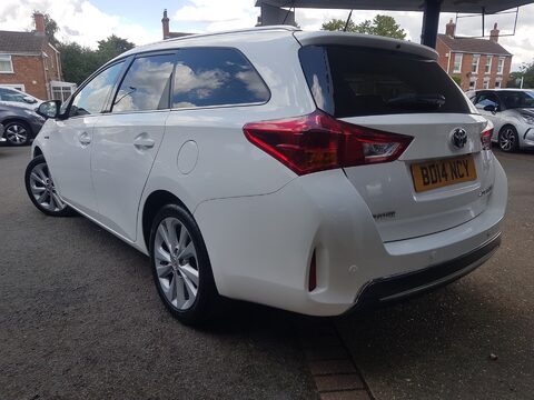 Toyota Auris VVT-I EXCEL HYBRID 9