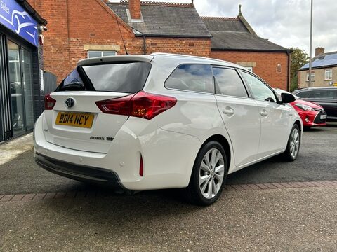 Toyota Auris VVT-I EXCEL HYBRID 3