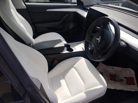 Tesla Model 3 LONG RANGE AWD 2