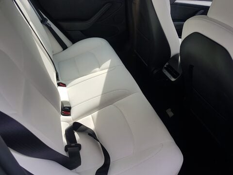 Tesla Model 3 LONG RANGE AWD 4