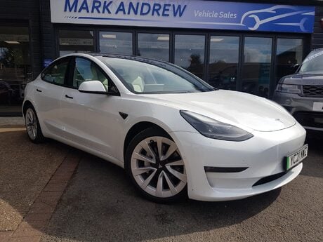 Tesla Model 3 LONG RANGE AWD