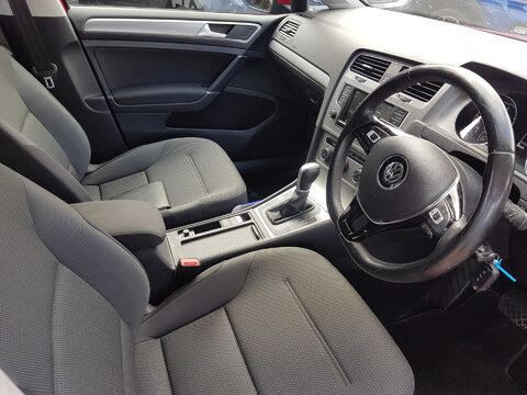 Volkswagen Golf MATCH TDI BLUEMOTION TECHNOLOGY DSG 2