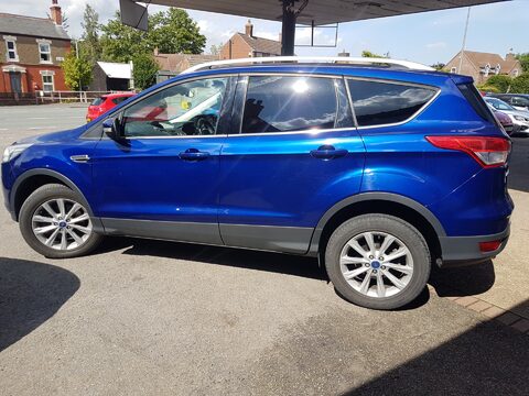 Ford Kuga TITANIUM TDCI 5