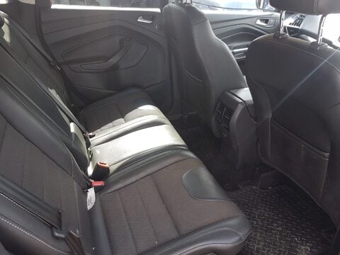Ford Kuga TITANIUM TDCI 6