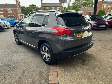 Peugeot 2008 BLUE HDI S/S ALLURE 1