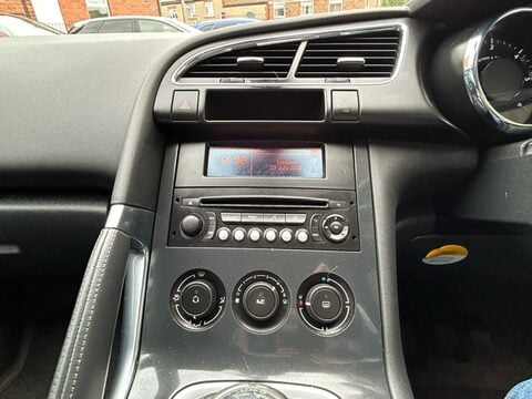 Peugeot 3008 HDI ACTIVE 12