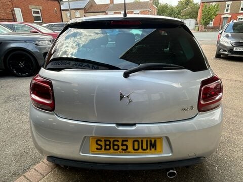 DS DS 3 BLUEHDI DSTYLE NAV S/S 4