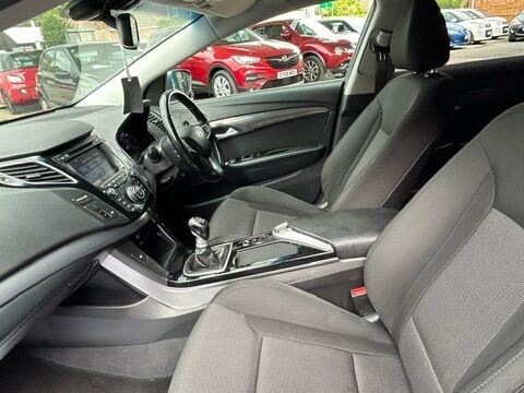 Hyundai i40 CRDI STYLE BLUE DRIVE 8