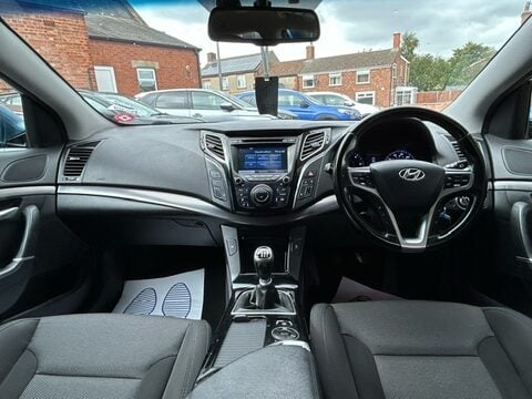 Hyundai i40 CRDI STYLE BLUE DRIVE 11