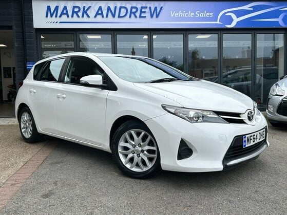 Toyota Auris ACTIVE D-4D 